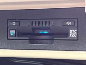 
									TOYOTA Land Cruiser Prado TX L Packet Matte Black Ed Pearl White 2023′ EKAKC full								