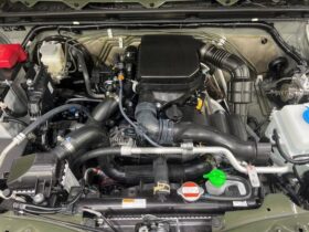 
									SUZUKI Jimny XC Green 2025′ EKALC full								