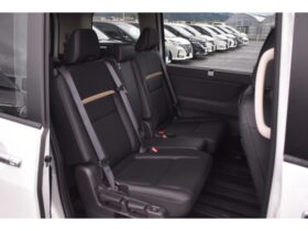 
									NISSAN Serena e-POWER Highway Star V Pearl White 2023′ EKAPZ full								