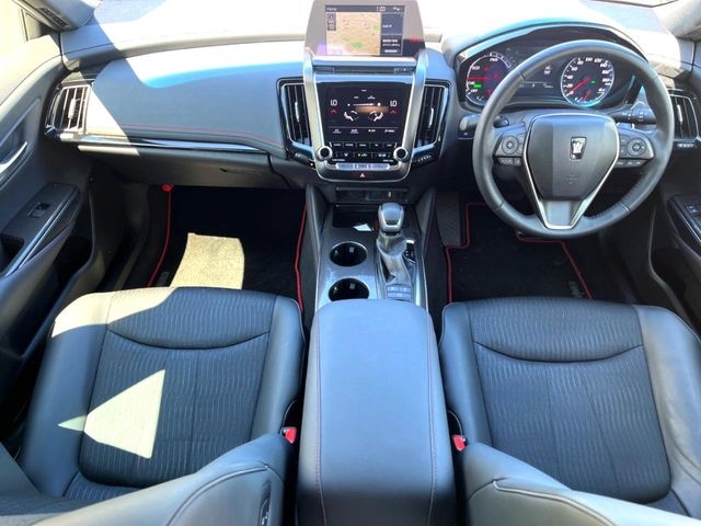 TOYOTA Crown RS Limited Pearl White 2020′ EKBOD