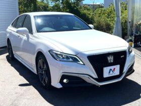 
									TOYOTA Crown RS Limited Pearl White 2020′ EKBOD full								