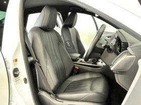 
									TOYOTA Crown RS Limited 2 Pearl White 2022′ EKE0G full								