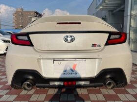 
									TOYOTA 86 RC Pearl White 2023′ EKEML full								