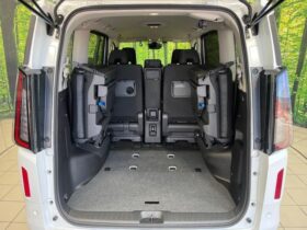 
									NISSAN Serena e-POWER XV Pearl White 2023′ EKENI full								