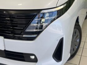 
									NISSAN Serena e-POWER XV Pearl White 2023′ EKENI full								