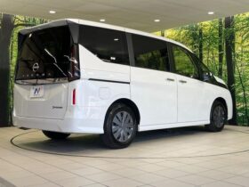 
									NISSAN Serena e-POWER XV Pearl White 2023′ EKENI full								