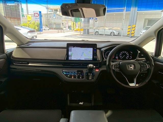 Honda Odyssey Absolute EX Pearl White 2021′ EKEVH