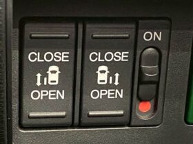 
									Honda Odyssey Absolute EX Pearl White 2021′ EKEVH full								
