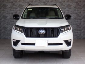
									TOYOTA Land Cruiser Prado TX L Packet Matte Black Ed Pearl White 2023′ EM6WJ full								