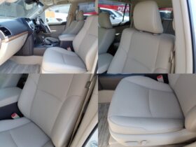 
									TOYOTA Land Cruiser Prado TX L Packet Matte Black Ed Pearl White 2023′ EM6WJ full								