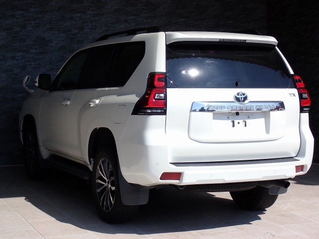 TOYOTA Land Cruiser Prado TX L Package Pearl White 2021′ EM71H
