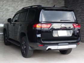 
									TOYOTA Land Cruiser Wagon GR Sport Diesel Turbo Black 2023′ EM72D full								