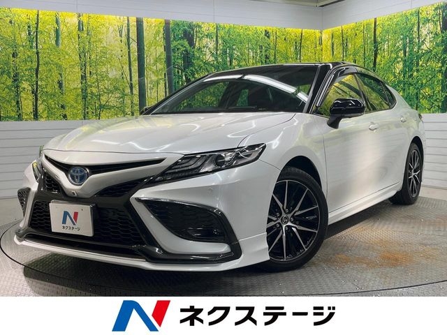 TOYOTA Camry WS Black/Pearl White 2023′ EMF53