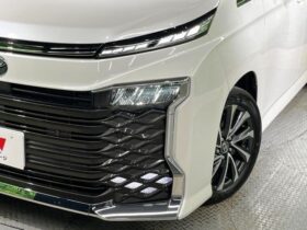 
									TOYOTA Voxy S-Z Pearl White 2025′ EMFS2 full								