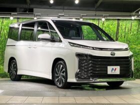 
									TOYOTA Voxy S-Z Pearl White 2025′ EMFS2 full								