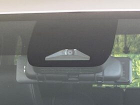 
									TOYOTA Noah S-Z Pearl White 2023′ EMG29 full								