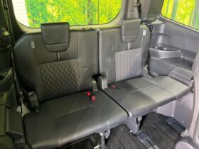 
									TOYOTA Noah S-Z Pearl White 2023′ EMG29 full								