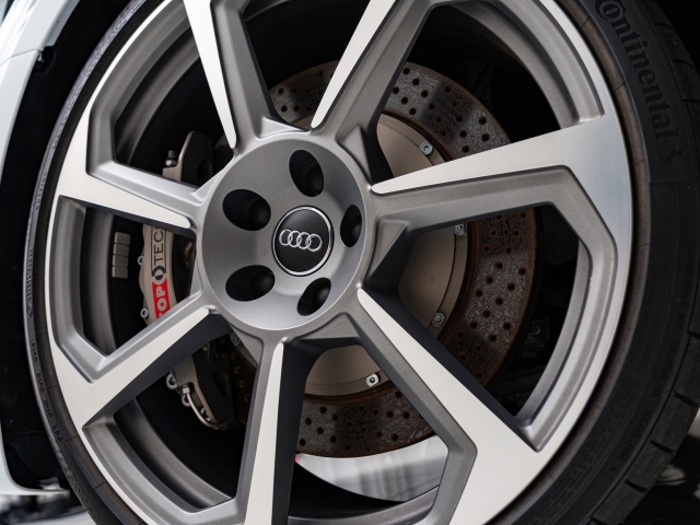 Audi TT Base Grade White 2020′ EMG7R