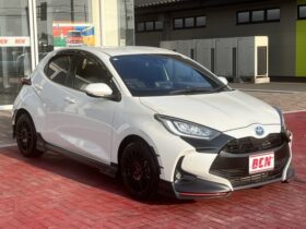 
									TOYOTA Yaris Hybrid Z Pearl White 2020′ EMINE full								