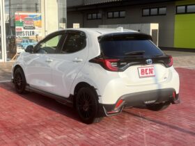 
									TOYOTA Yaris Hybrid Z Pearl White 2020′ EMINE full								