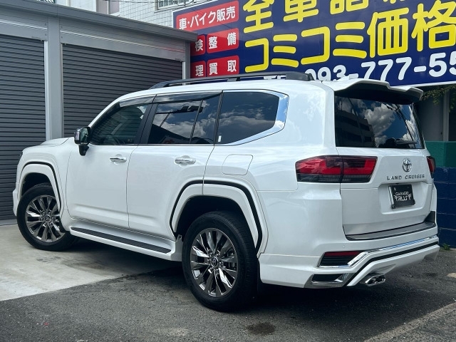 TOYOTA Land Cruiser Wagon ZX Pearl White 2024′ EMU20