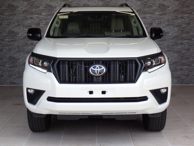 TOYOTA Land Cruiser Prado TX L Packet Matte Black Ed Pearl White 2022′ EOC2C