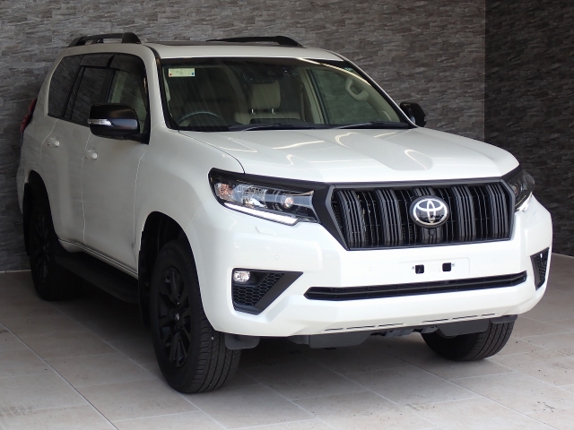 TOYOTA Land Cruiser Prado TX L Packet Matte Black Ed Pearl White 2022′ EOC2C