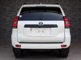 
									TOYOTA Land Cruiser Prado TX L Packet Matte Black Ed Pearl White 2022′ EOC2C full								