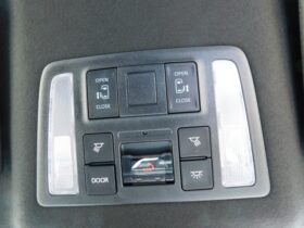 
									TOYOTA Noah S-Z Pearl White 2025′ EOC2H full								