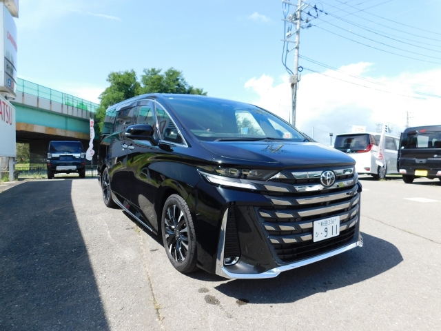 TOYOTA Vellfire Executive Lounge Black 2024′ EOC2J