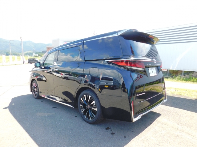 TOYOTA Vellfire Executive Lounge Black 2024′ EOC2J