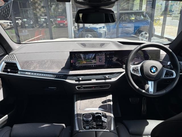 BMW X5 xDrive40d M Sport Pearl White 2025′ EOC55