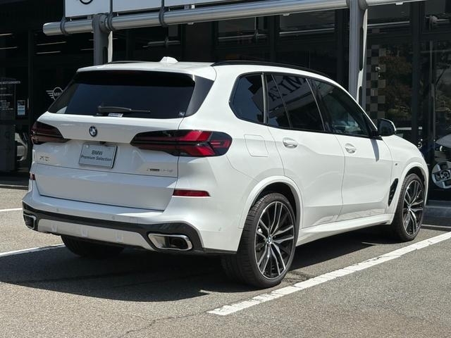 BMW X5 xDrive40d M Sport Pearl White 2025′ EOC55