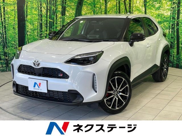 TOYOTA Yaris Cross GR Sport Pearl White 2024′ EOK3K