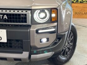 
									TOYOTA Land Cruiser Wagon VX Gray 2024′ EOK3U full								