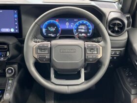 
									TOYOTA Land Cruiser Wagon ZX First Edition Gold/Grey 2024′ EOK42 full								