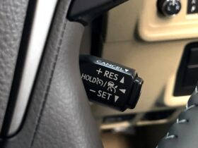 
									TOYOTA Land Cruiser Prado TX L Packet Matte Black Ed Pearl White 2023′ EOKFS full								