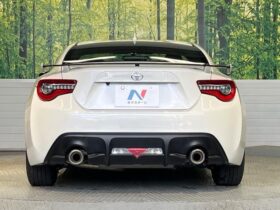 
									TOYOTA 86 GT Limited High Performance Packet Pearl White 2017′ EOKOT full								