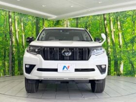
									TOYOTA Land Cruiser Prado TX L Packet Matte Black Ed Pearl White 2023′ EOKS1 full								