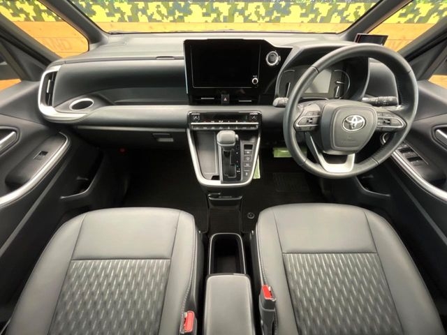 TOYOTA Noah S-Z Black 2023′ EOLJG