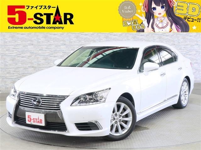 Lexus LS Version C Pearl White 2013′ EOLO1