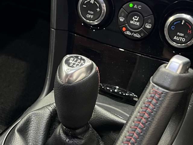 MAZDA RX-8 Spirit R Black 2012′ EOLOA