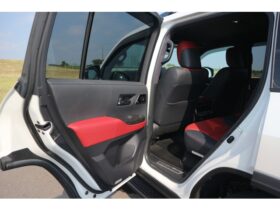 
									TOYOTA Land Cruiser Wagon 3.3 GR Sport Diesel 4WD Pearl White 2023′ EOO5X full								