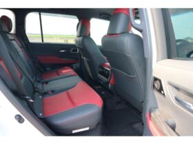 
									TOYOTA Land Cruiser Wagon 3.3 GR Sport Diesel 4WD Pearl White 2023′ EOO5X full								