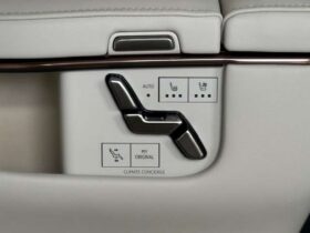 
									Lexus LM Version L Black 2024′ EOZ7P full								