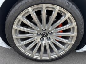 
									Lexus LC Base Grade Pearl White 2023′ EOZ7R full								