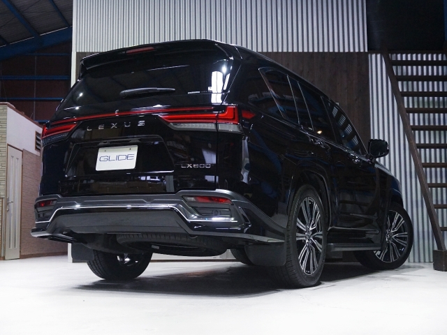 Lexus LX Base Grade Black 2025′ EQH98