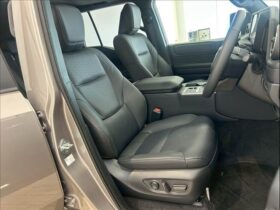 
									TOYOTA Land Cruiser Wagon VX Gray 2024′ EQPDJ full								