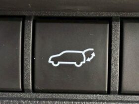 
									TOYOTA Land Cruiser Wagon VX First Edition Pearl White 2024′ EQPDN full								