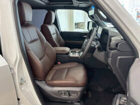 
									TOYOTA Land Cruiser Wagon VX First Edition Pearl White 2024′ EQPDN full								